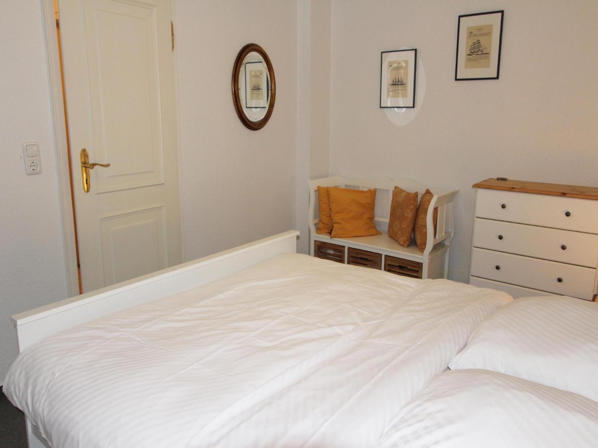 Apartment Frisia - Mittelweg 13, App F Wenningstedt-Braderup