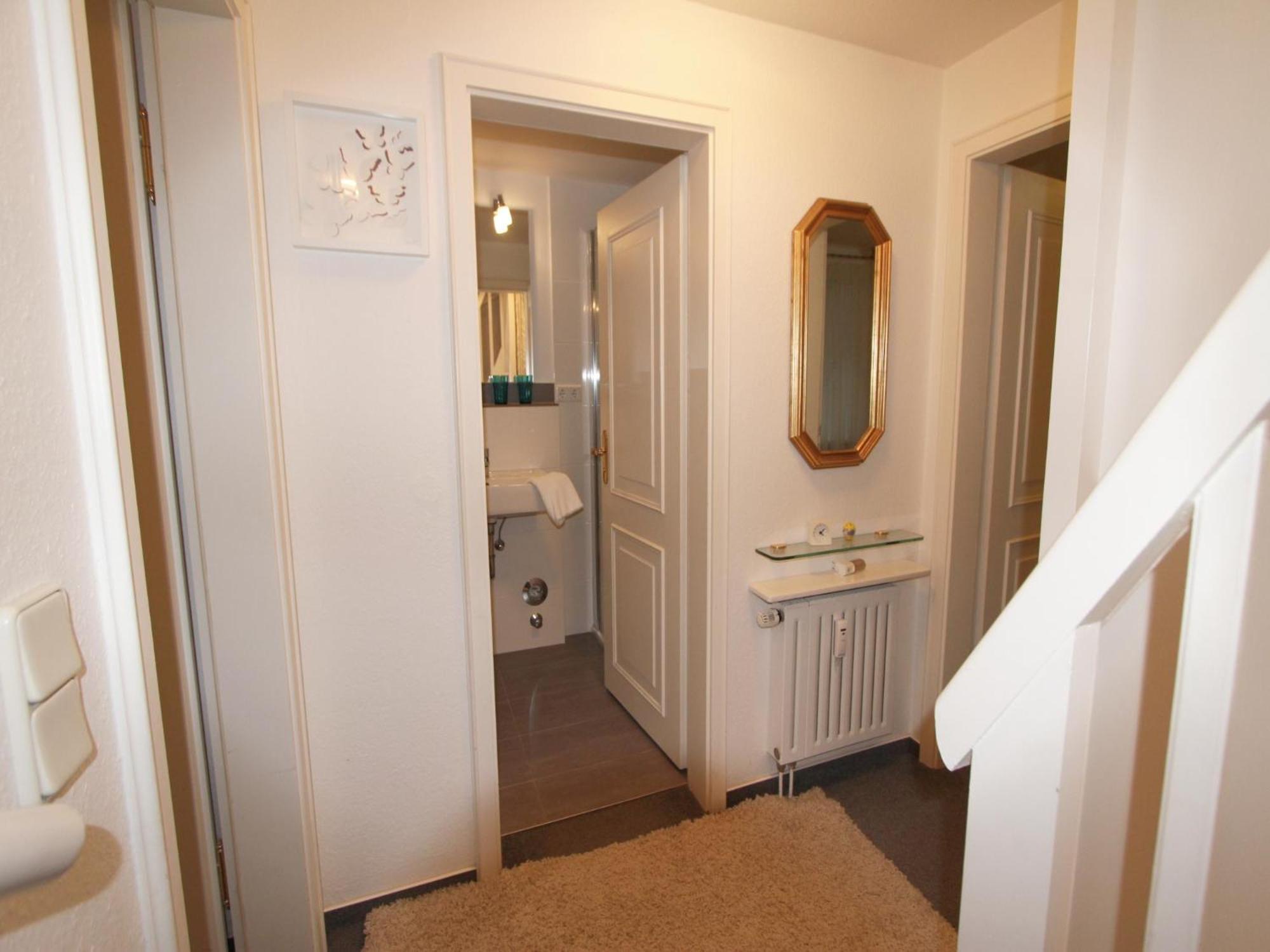 Apartment Frisia - Mittelweg 13, App F *